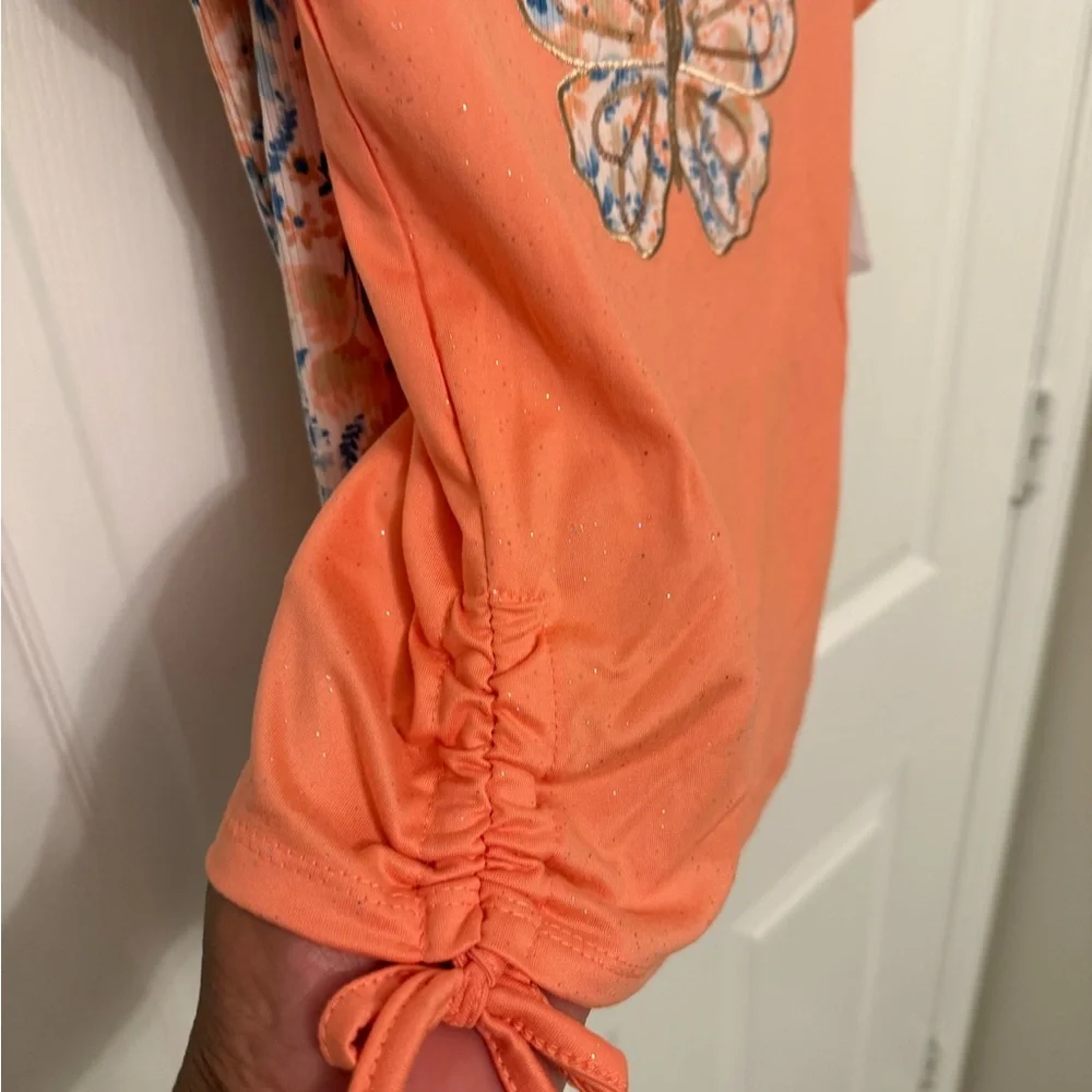 Two piece girl top with butterfly with  gather on the side